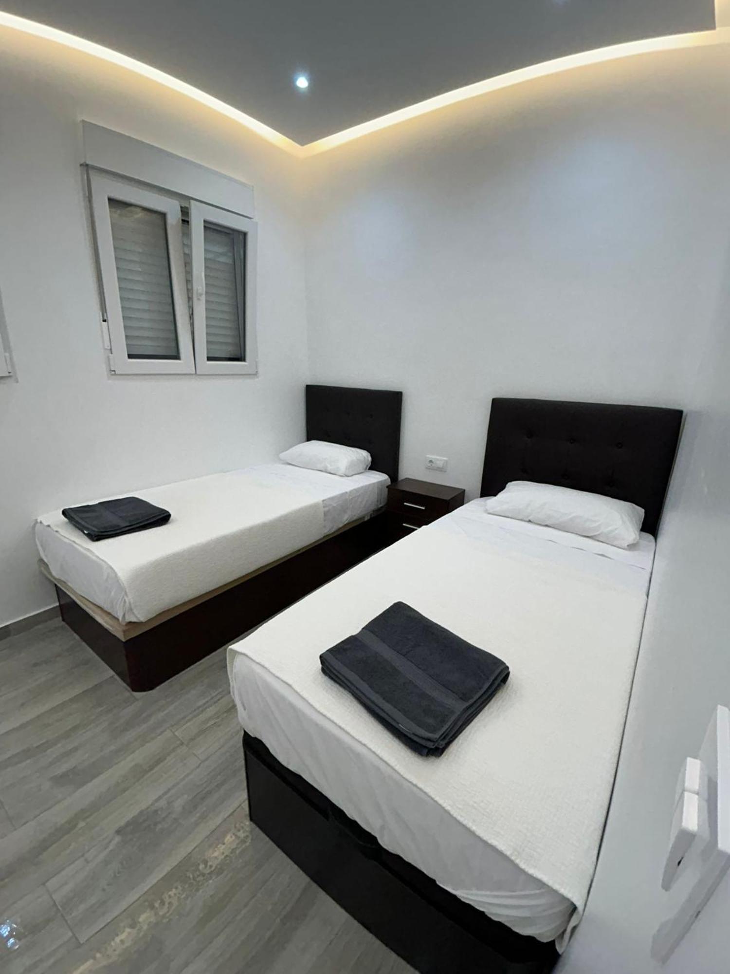 אל פראט דה לוברגאט Luxury Sweet Home מראה חיצוני תמונה