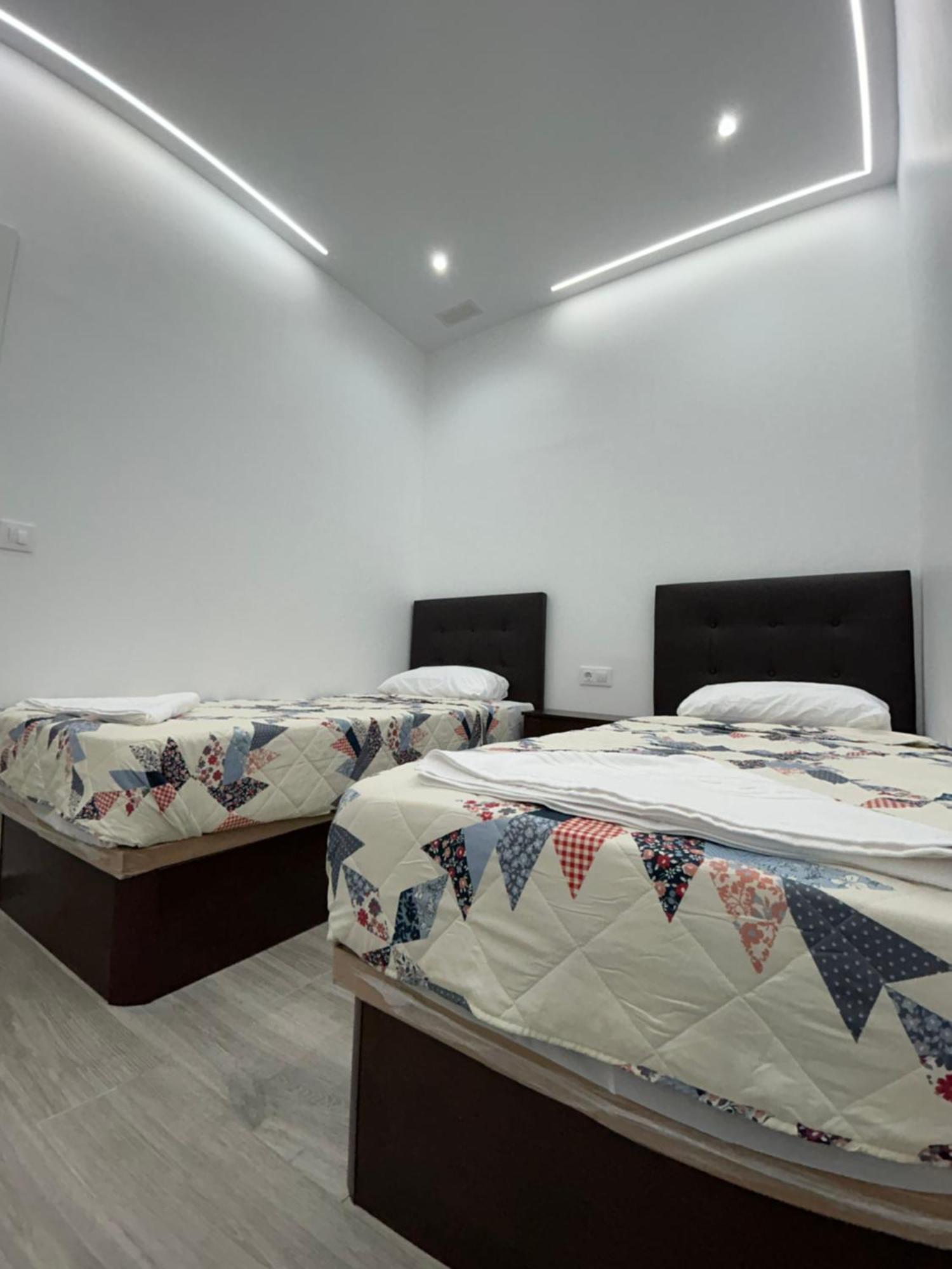 אל פראט דה לוברגאט Luxury Sweet Home מראה חיצוני תמונה
